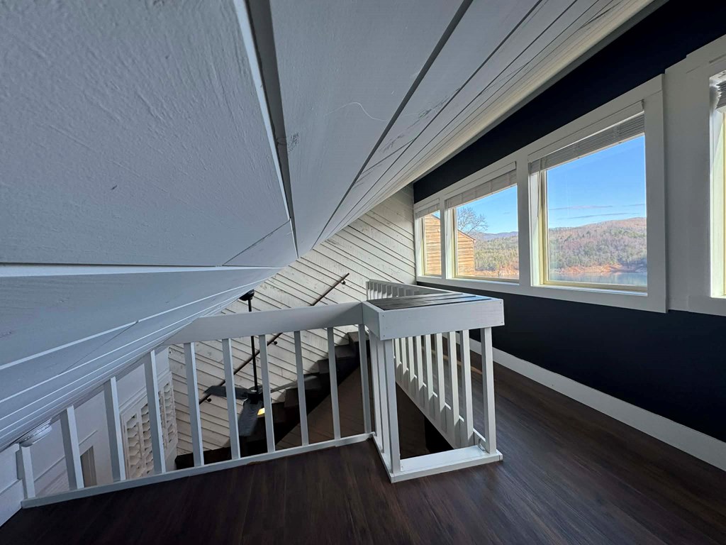 500 Marina Road Murphy, NC 28906 - Photo 39 of 57 a view of an entryway