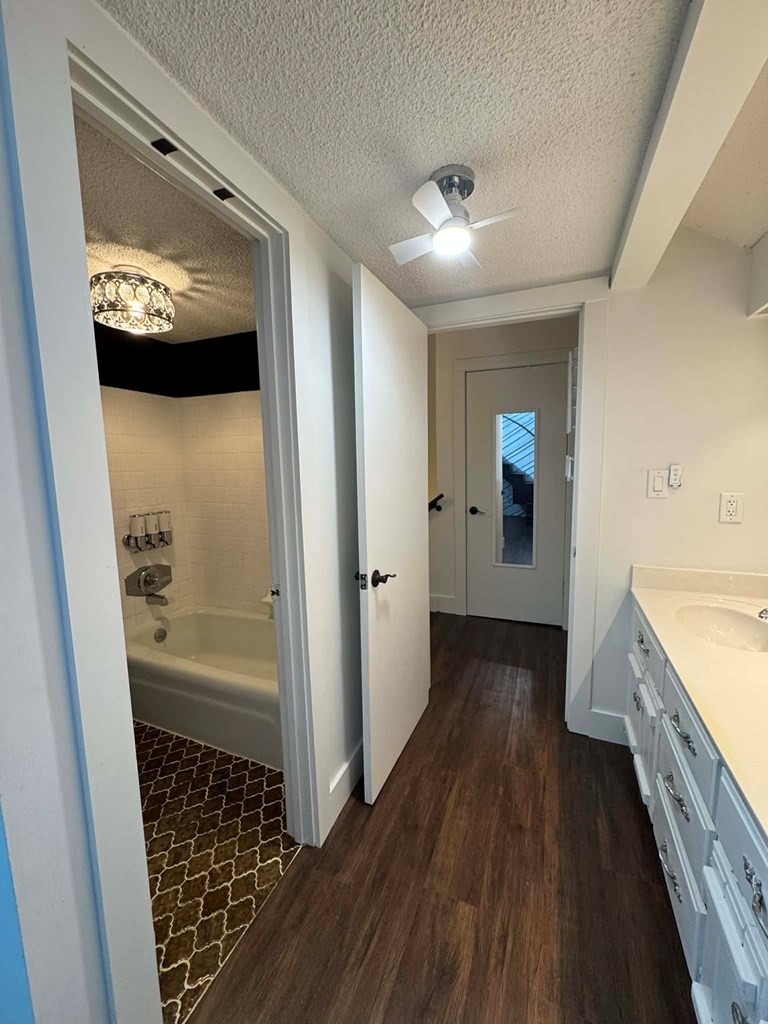 500 Marina Road Murphy, NC 28906 - Photo 46 of 57 a bathroom with a sink and a mirror