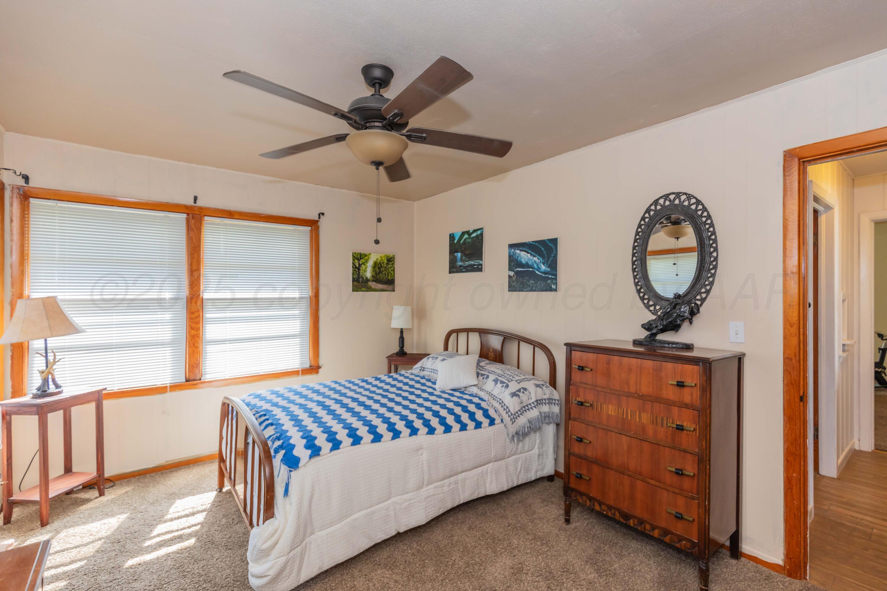209 East 12th Street Wheeler, TX 79096 - Photo 23 of 40 BEDROOM 3 VIEW 3