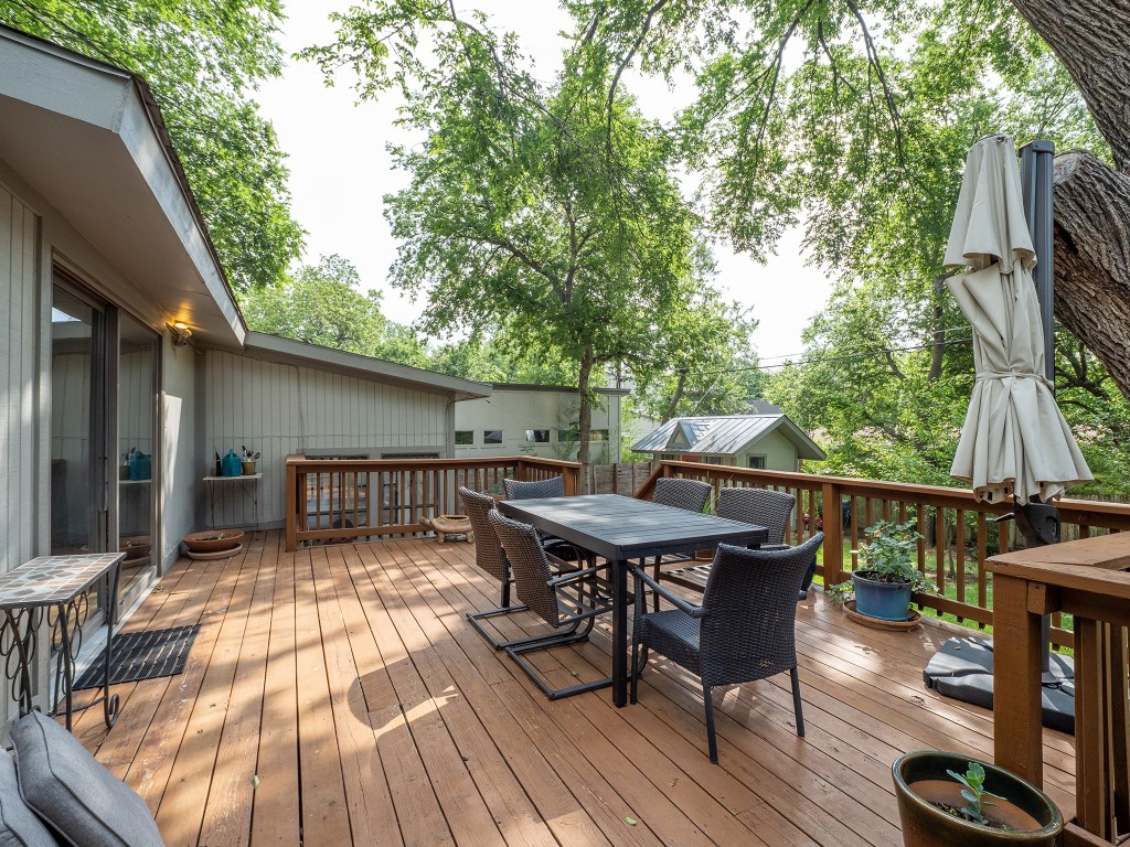 4617 Finley Drive Austin, TX 78731 - Photo 30 of 36 Deck featuring outdoor dining area