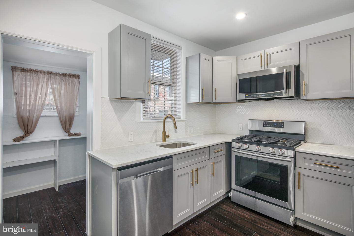 5843 Stockton Road Philadelphia, PA 19138 - Photo 10 of 23 Gallery Image 10