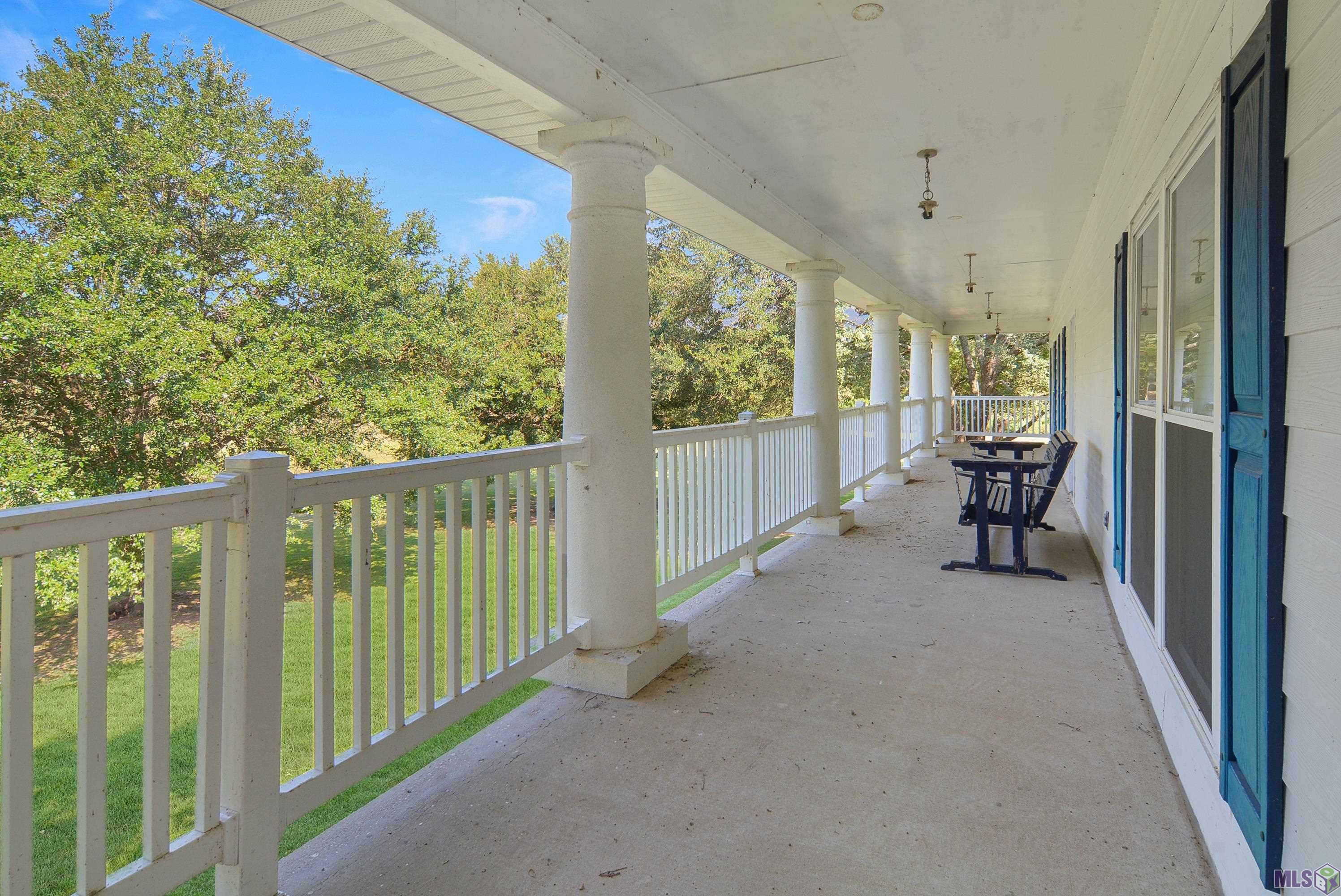 22460 Sutter Lane Zachary, LA 70791 - Photo 8 of 26 Balcony