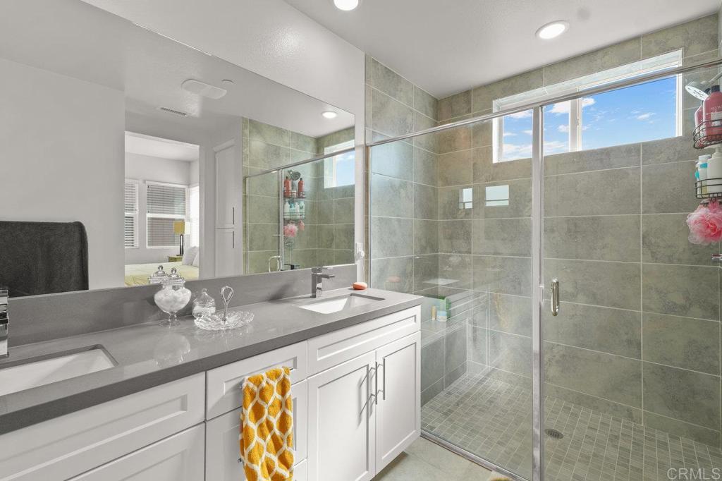 2035 Bravo Loop, Unit 6 Chula Vista, CA 91915 - Photo 25 of 41