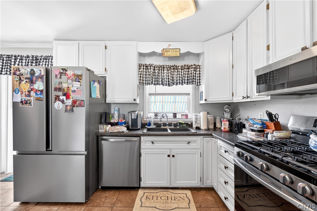 113 5th Street Rome, NY 13440 - Photo 7 of 47 New stainless steel appliances