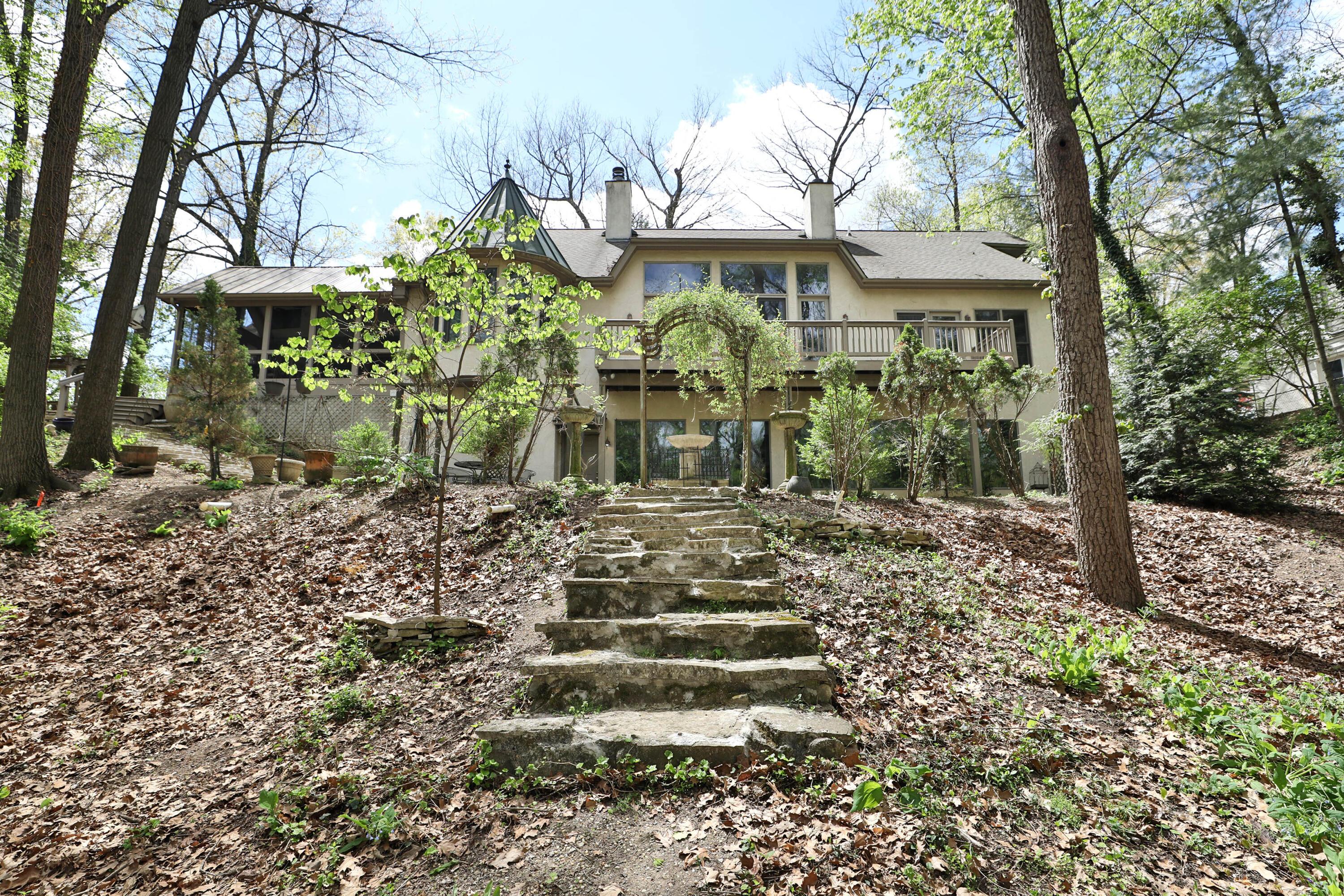 455 Walhalla Road Columbus, OH 43202 - Photo 70 of 71 455-Walhalla-April2026-71