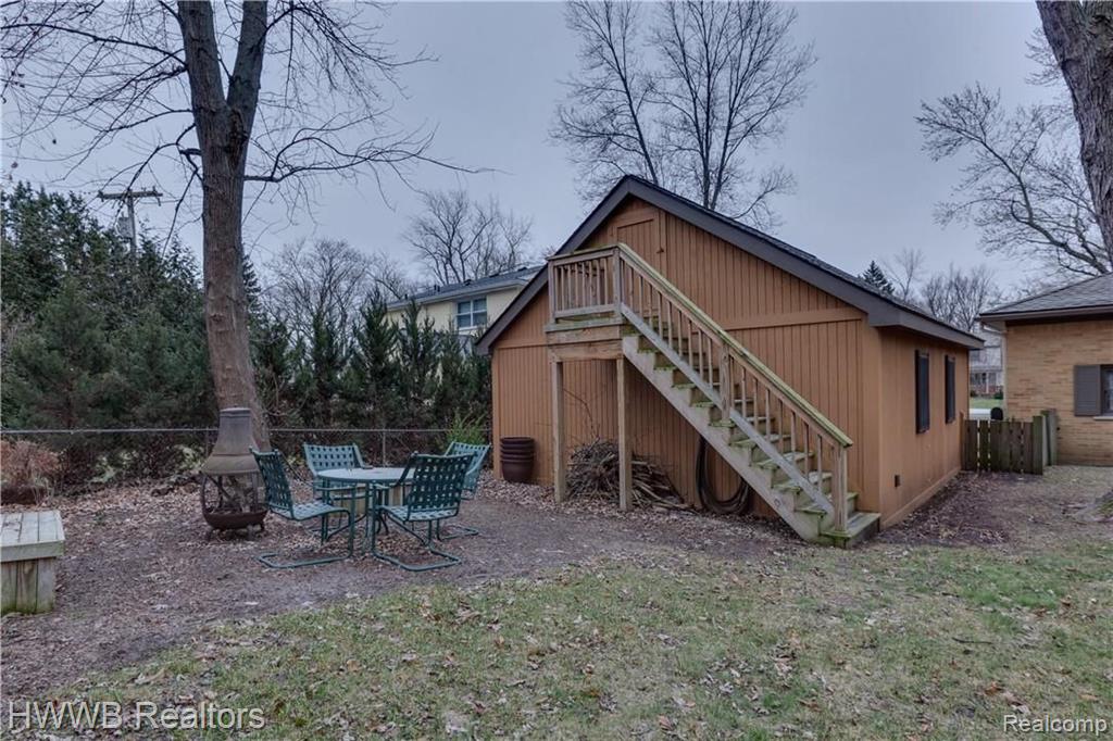 18134 Riverside Drive Beverly Hills, MI 48025 - Photo 32 of 34