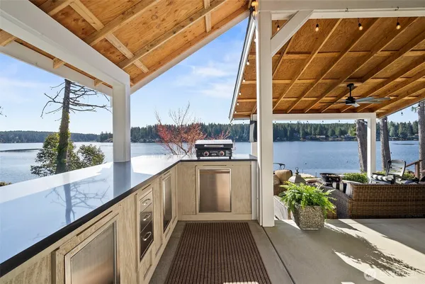 $1,800,000 | 1870 East Mason Lake Drive West, Grapeview, WA 98546