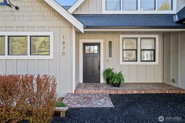$1,800,000 | 1870 East Mason Lake Drive West, Grapeview, WA 98546