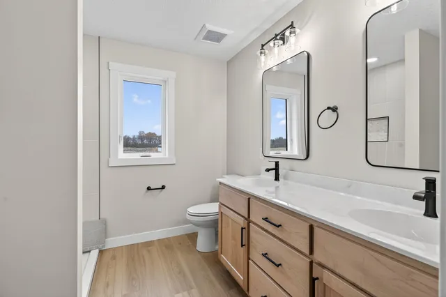 $404,900 | 655 1st Street Southeast, Elgin, MN 55932