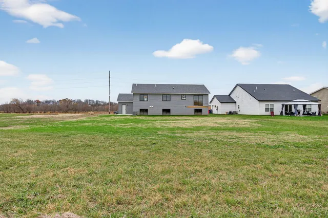 $404,900 | 655 1st Street Southeast, Elgin, MN 55932