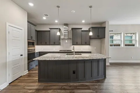 $514,900 | 4717 Beaver Creek Drive, Arlington, TX 76005