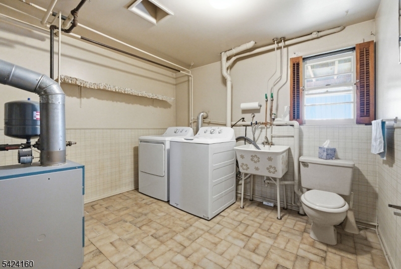 47 Siek Road Kinnelon, NJ 07405 - Photo 18 of 29