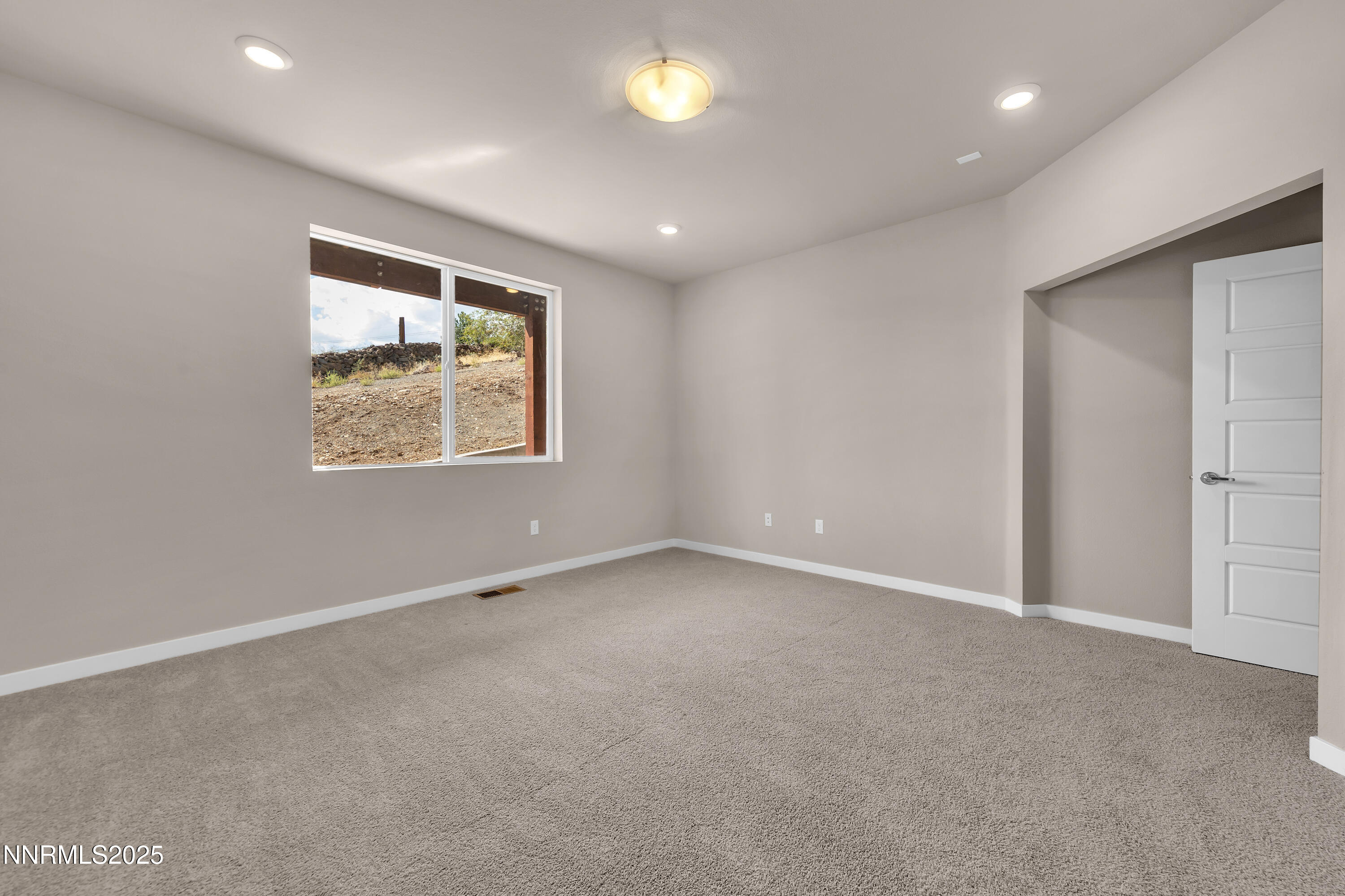 1466 Copper Point Circle Reno, NV 89519 - Photo 21 of 45 Copperpoint1466-024