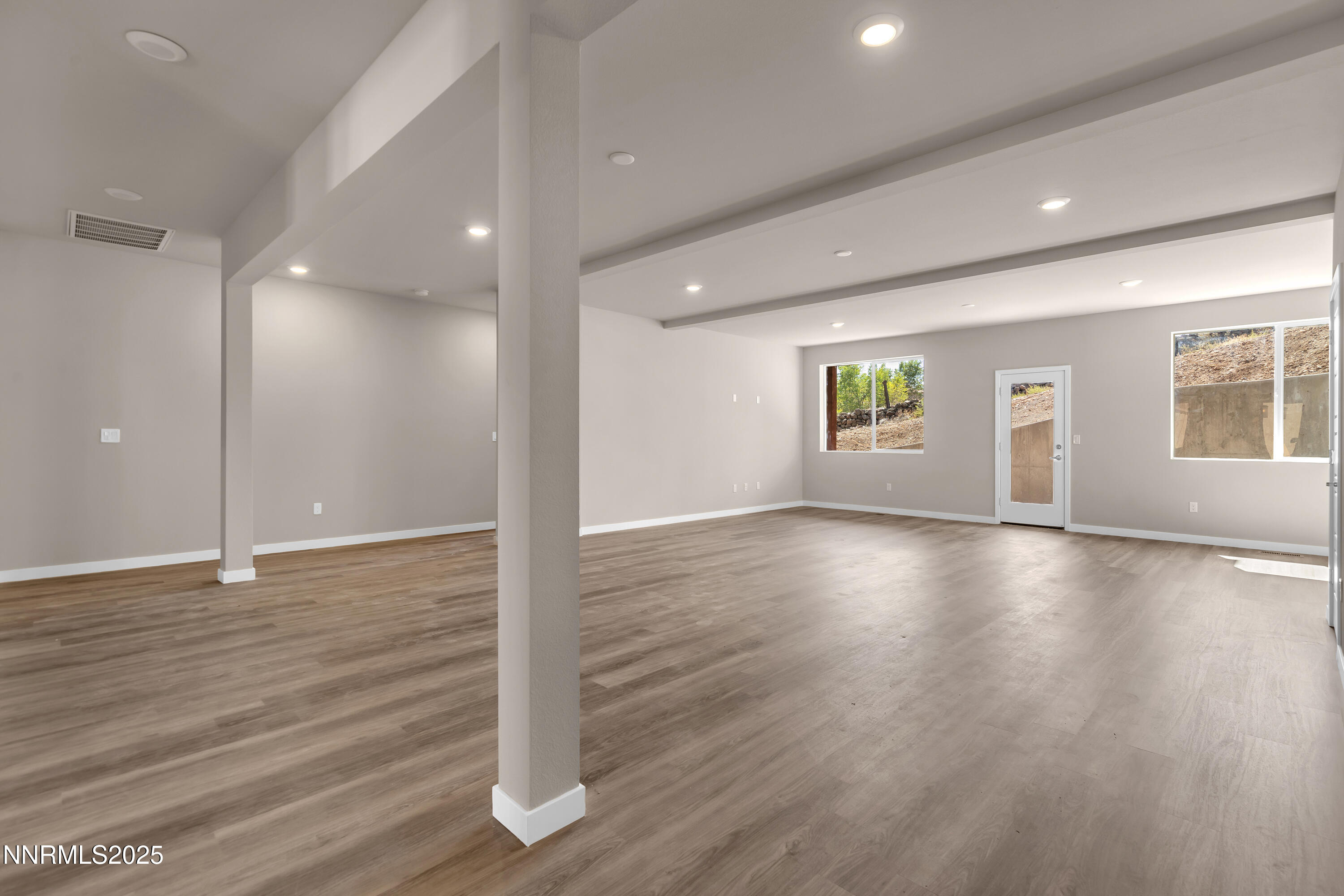 1466 Copper Point Circle Reno, NV 89519 - Photo 3 of 45 Copperpoint1466-006