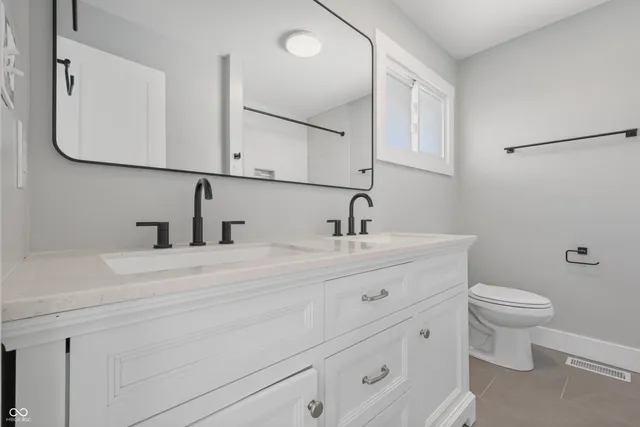 $359,900 | 5110 North County Road 1000 East, Brownsburg, IN 46112