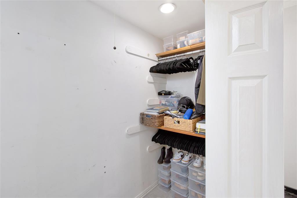 853 Royal Terrace Hurst, TX 76053 - Photo 22 of 34 View#2 Into Owner's Suite Walk-In Coset...