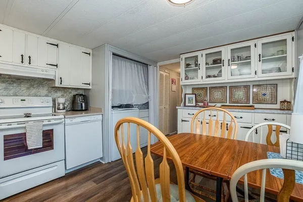 $199,999 | 5 Timber Lane, Wareham, MA 02571