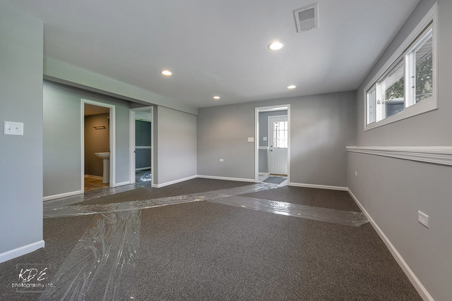 6124 Puffer Road Downers Grove, IL 60516 - Photo 17 of 26