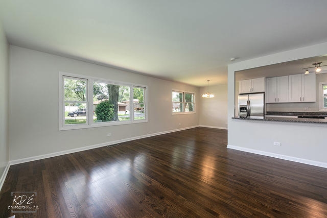 6124 Puffer Road Downers Grove, IL 60516 - Photo 3 of 26