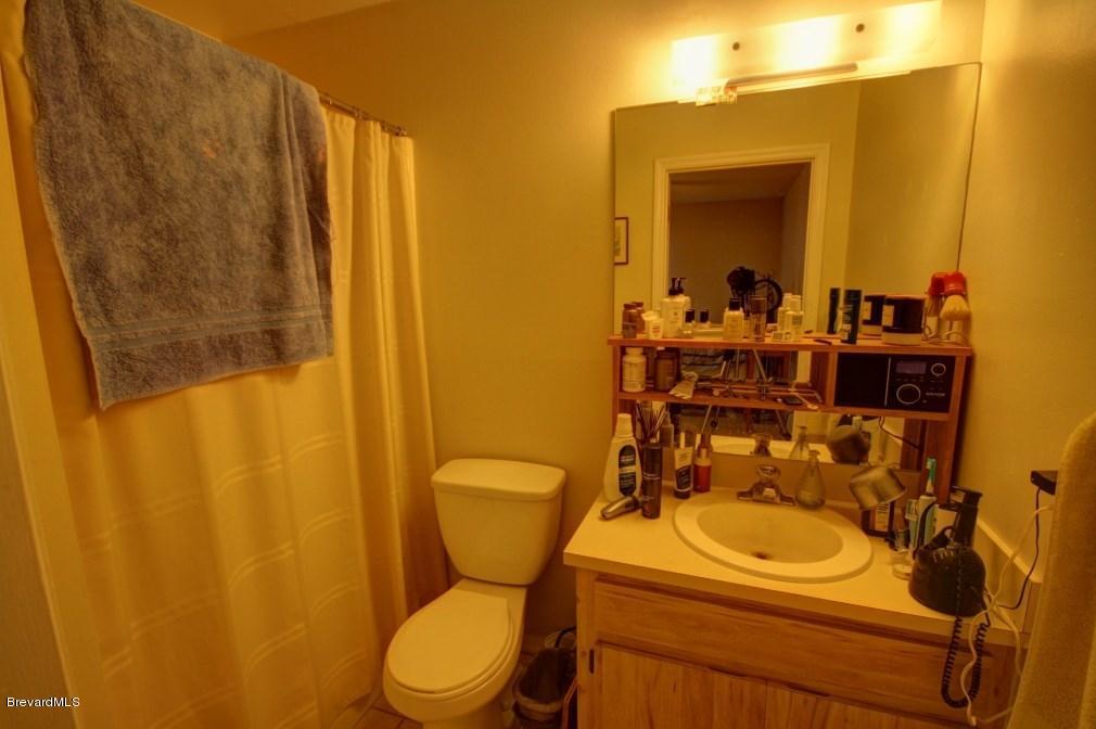 695 Young Street Melbourne, FL 32935 - Photo 16 of 28 IMG_1547_8_9_fused