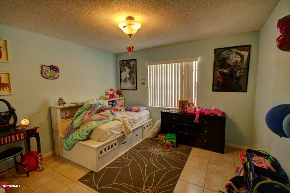 695 Young Street Melbourne, FL 32935 - Photo 20 of 28 IMG_1559_60_61_fused
