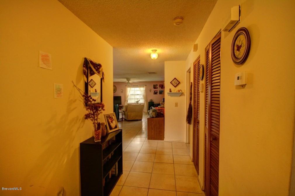695 Young Street Melbourne, FL 32935 - Photo 21 of 28 IMG_1562_3_4_fused