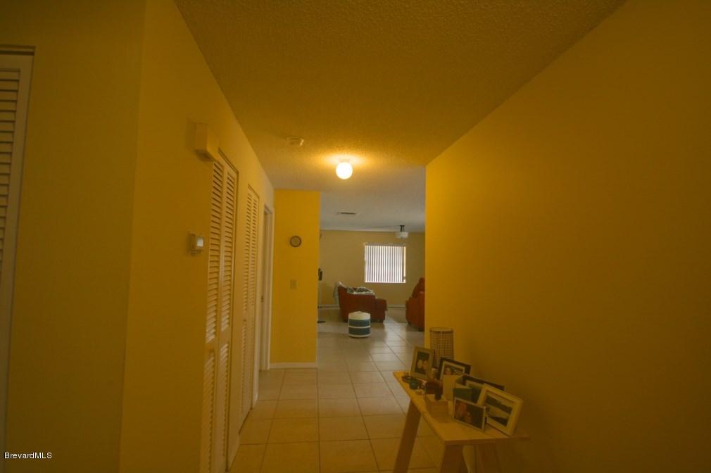 695 Young Street Melbourne, FL 32935 - Photo 9 of 28 IMG_1526_7_8_fused