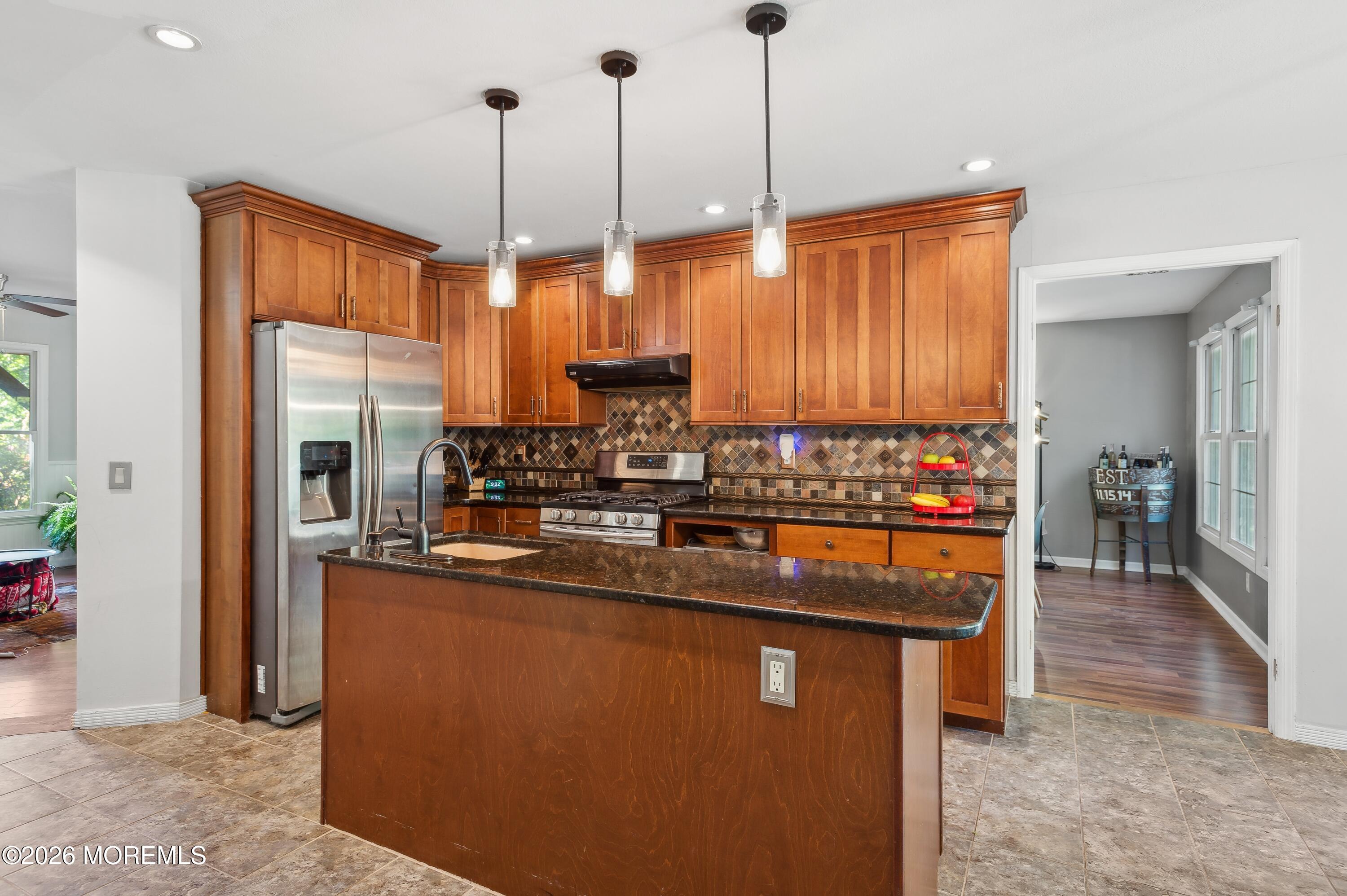 5 Ironwood Court Jackson, NJ 08527 - Photo 19 of 62 05_5IronwoodCt_5_Kitchen_HiRes