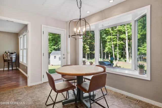 $915,000 | 5 Ironwood Court, Jackson, NJ 08527