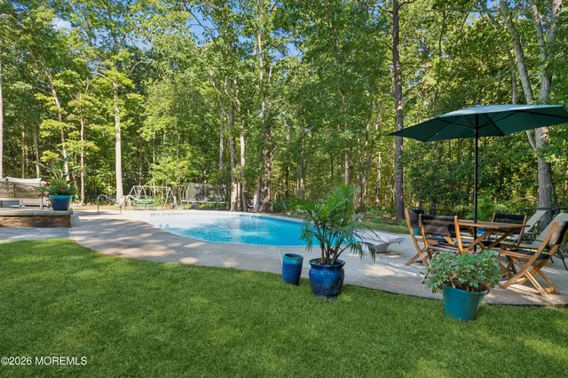 $915,000 | 5 Ironwood Court, Jackson, NJ 08527