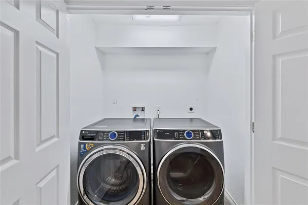 a bathroom with a tub