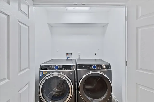 a bathroom with a tub