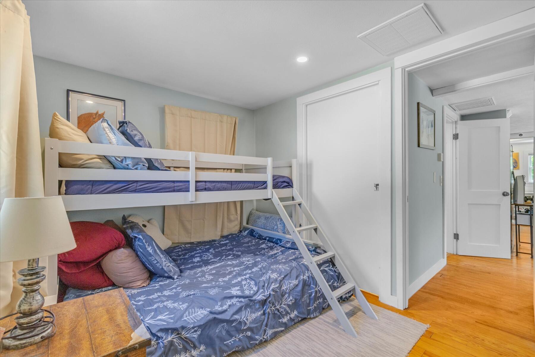 64 Handy Road Pocasset, MA 02559 - Photo 15 of 32 15-MG_3788-r