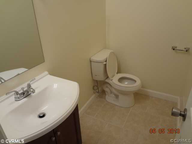 7598 Ansley Road Henrico, VA 23231 - Photo 11 of 21 Bathroom - Half bath