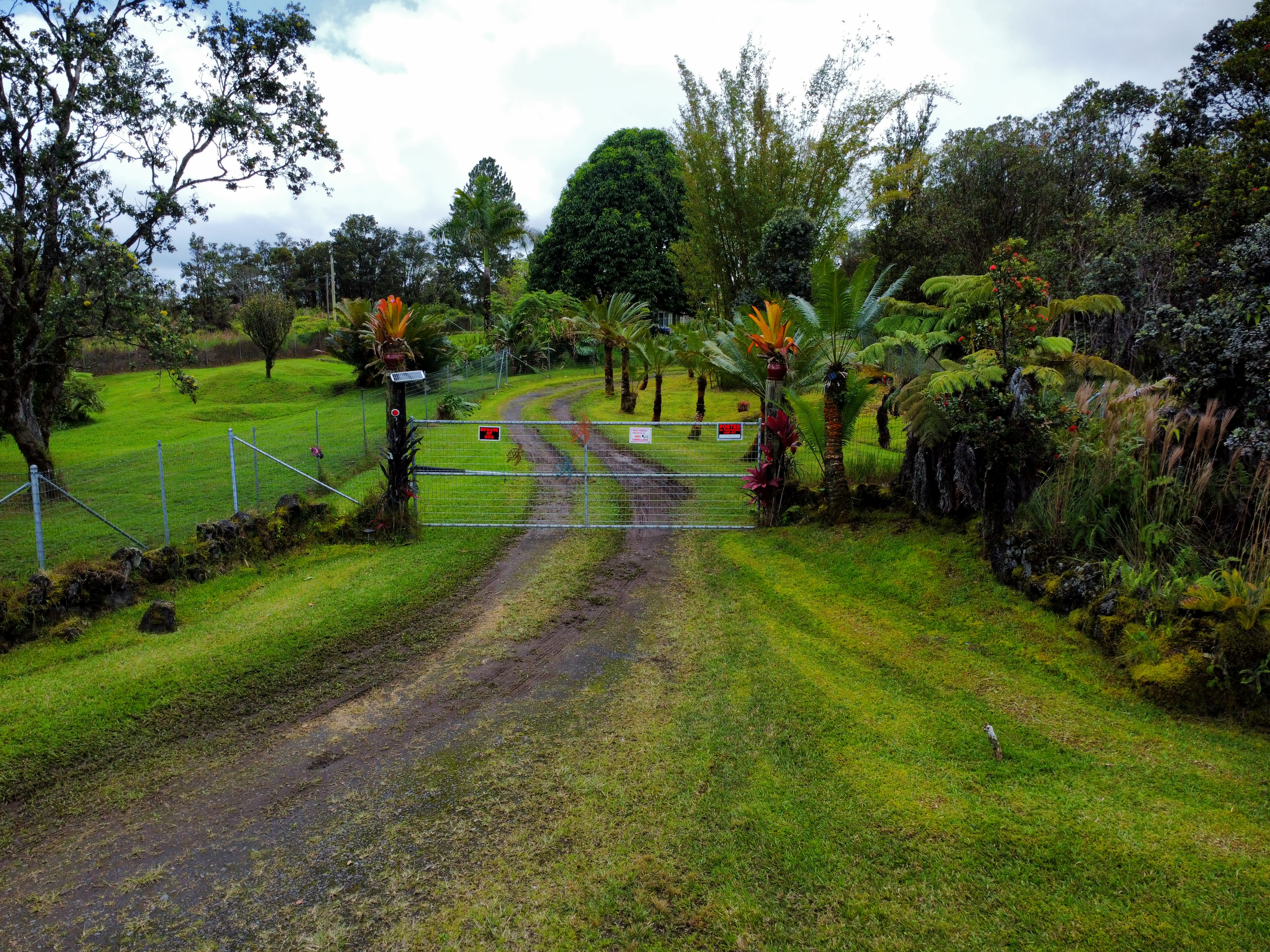 11-2485 Omeka Road Mountain View, HI 96771 - Photo 24 of 30 a view of a park with large trees