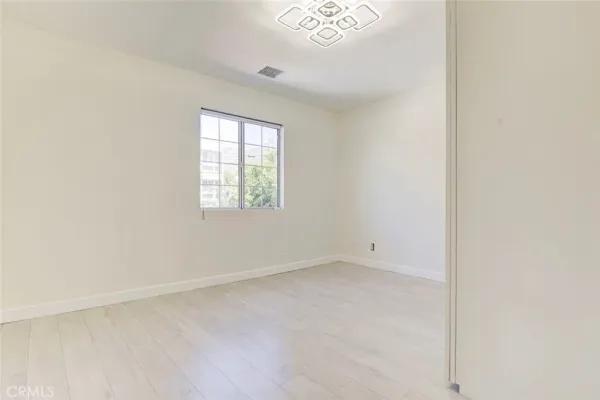 $4,000 | 7044 Greeley Street, Tujunga, CA 91042
