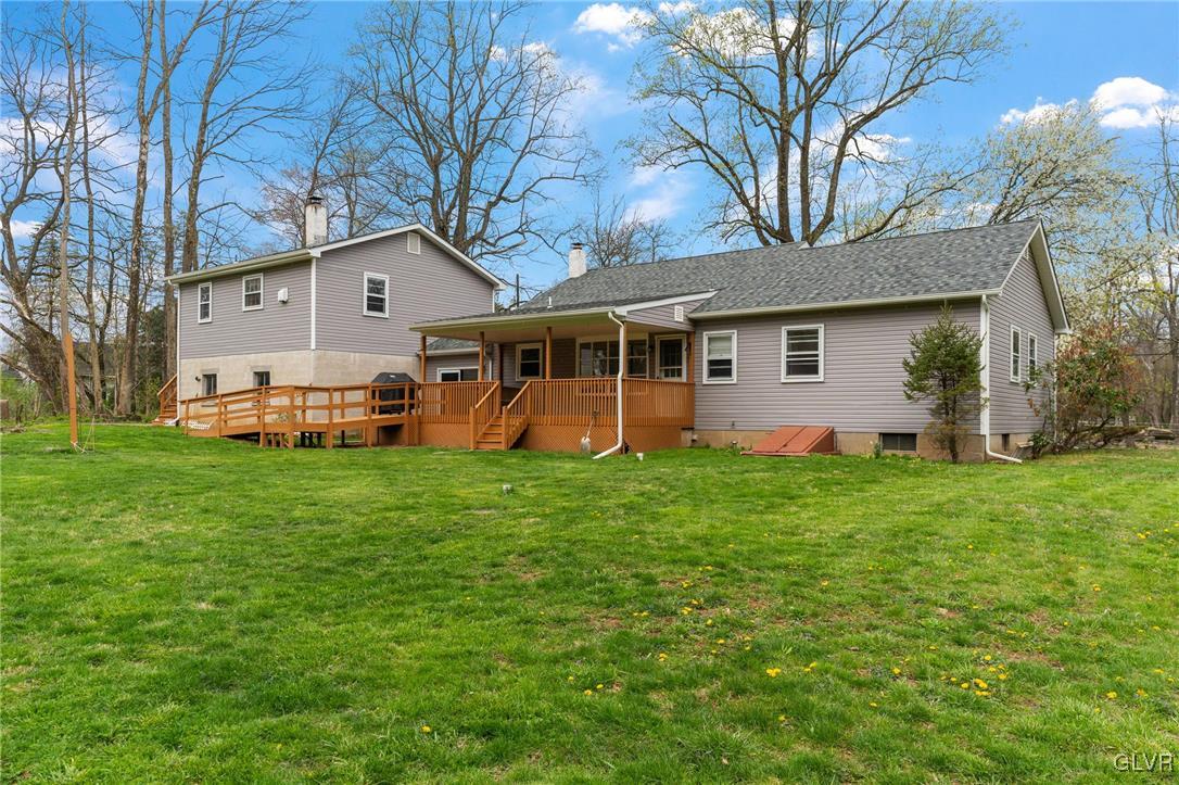 1675 Salem Road Quakertown, PA 18951 - Photo 11 of 34 a front view of house with yard and green space