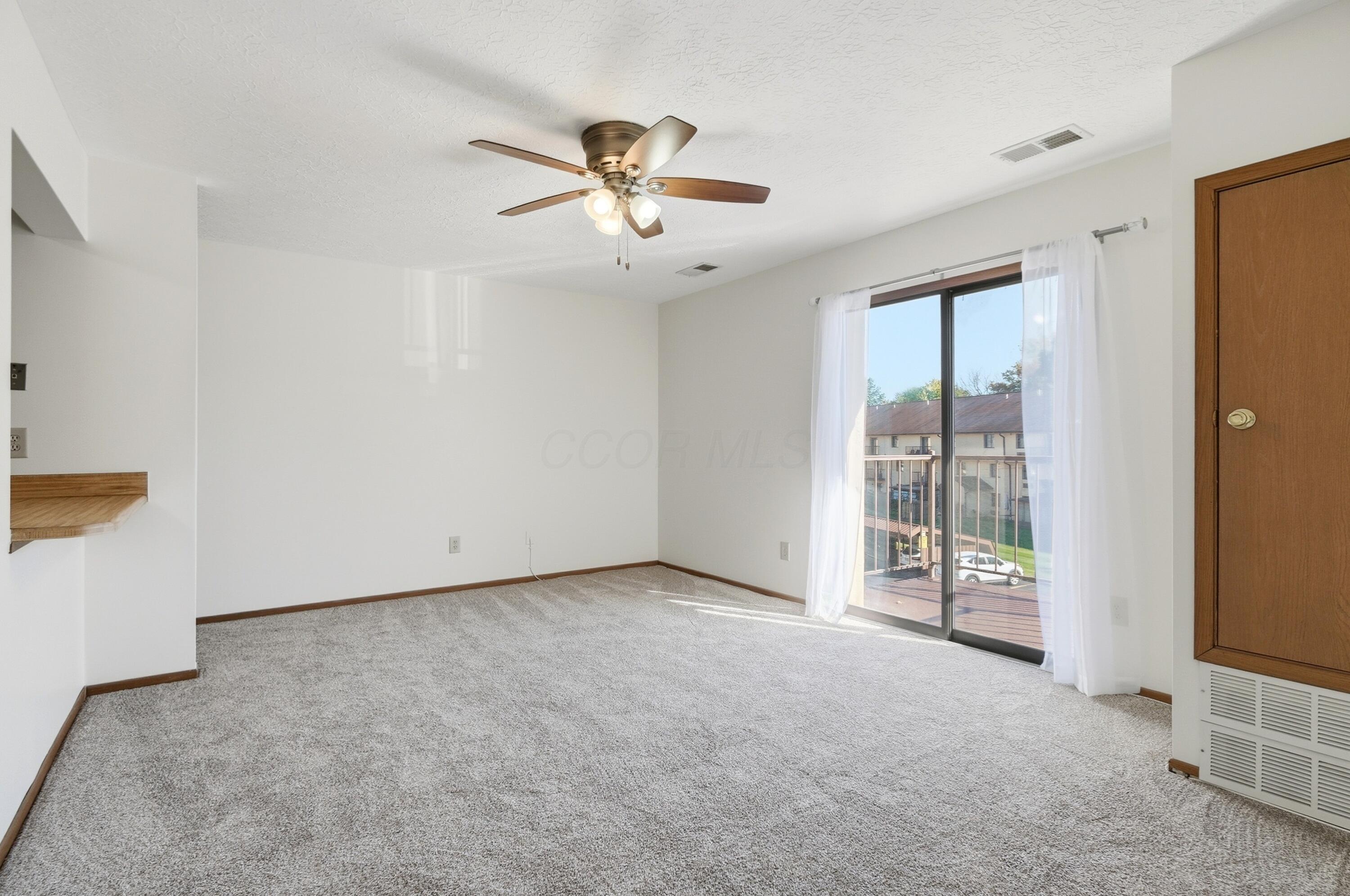 3967 Karl Road, Unit 321 Columbus, OH 43224 - Photo 10 of 39 10_049