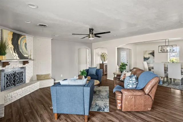 $1,075,000 | 10 Estates Road, Lucas, TX 75002