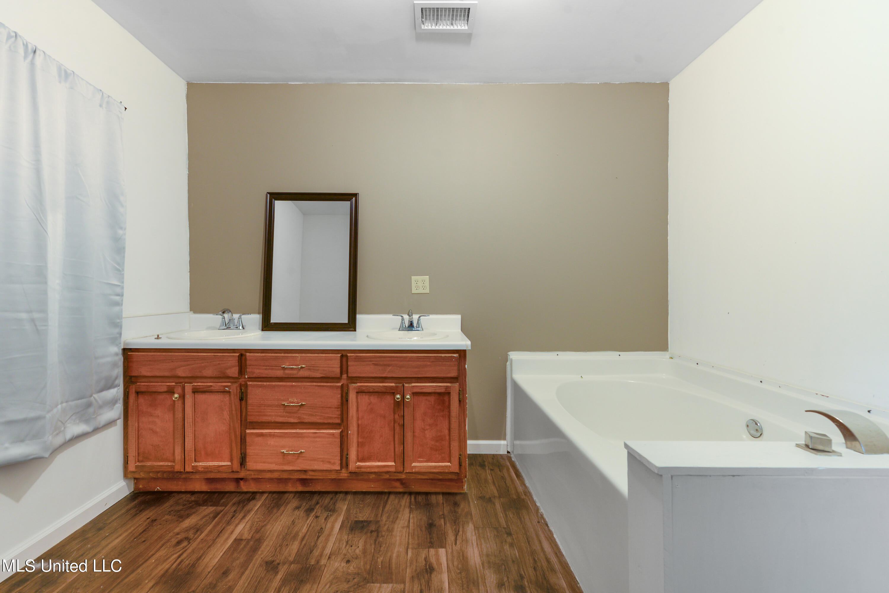176 Long Leaf Road Lucedale, MS 39452 - Photo 13 of 27 013