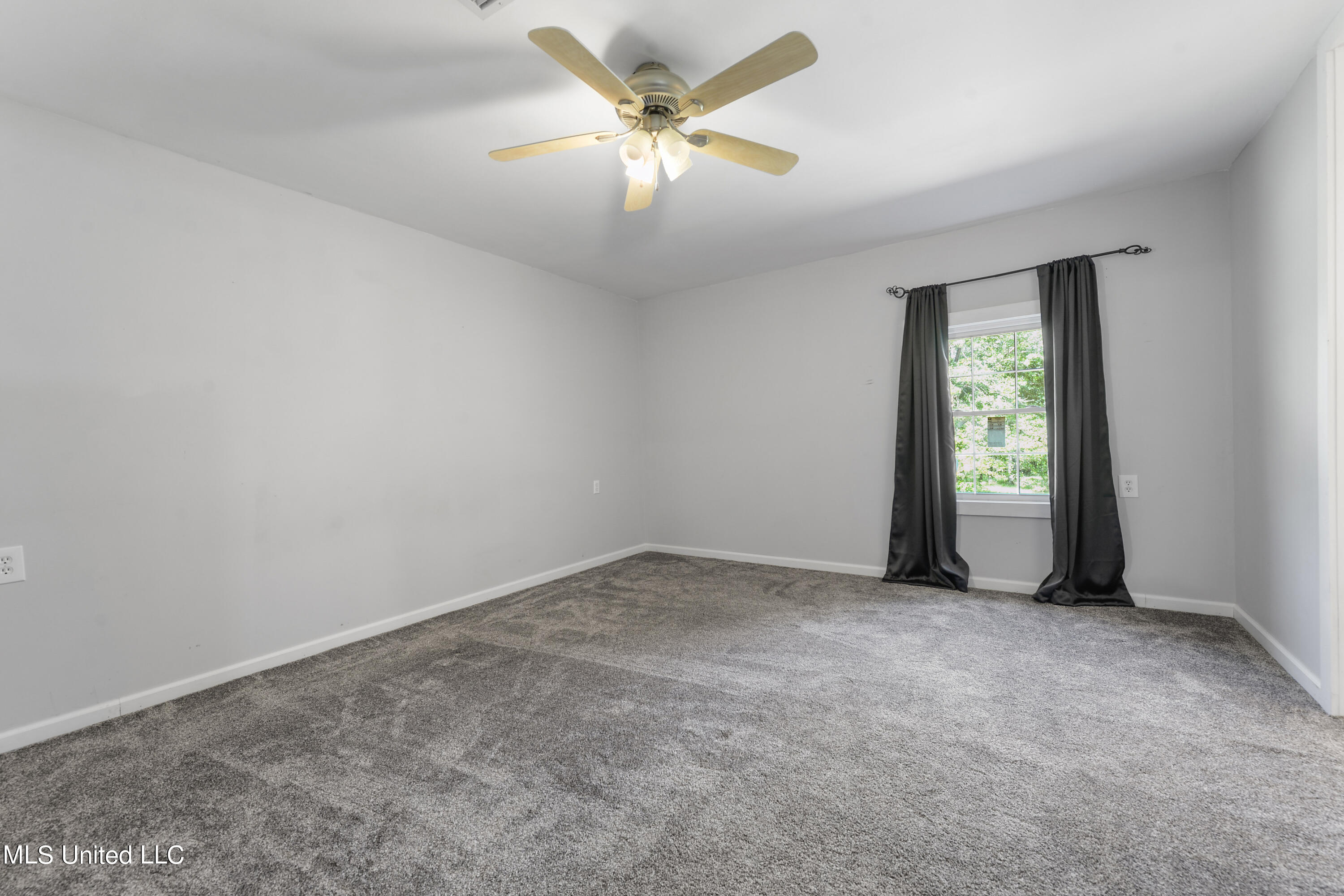 176 Long Leaf Road Lucedale, MS 39452 - Photo 10 of 27 010