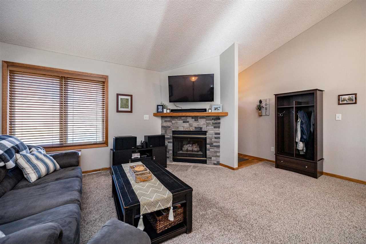 1900 Holiday Road Coralville, IA 52241 - Photo 5 of 34 Gallery Image 5