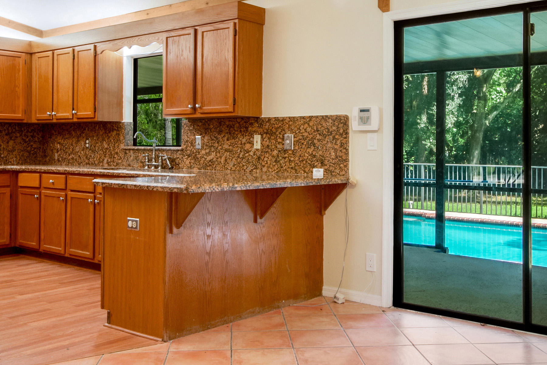 16629 93rd Road North Loxahatchee, FL 33470 - Photo 13 of 38 7 Kitchen Dinette Counter 1.1 LR1_5576-E