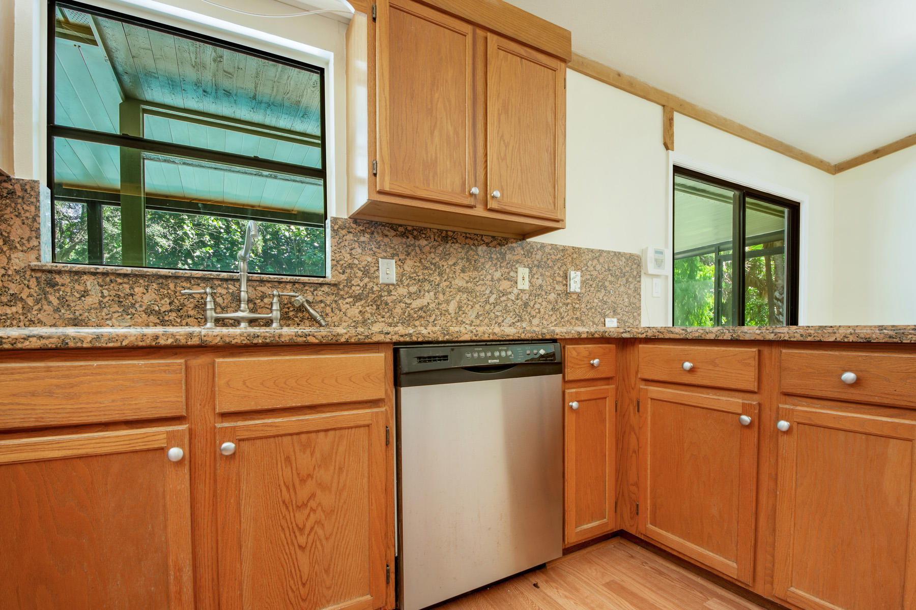 16629 93rd Road North Loxahatchee, FL 33470 - Photo 17 of 38 8 Kitchen 4 LR1_5548-Edit