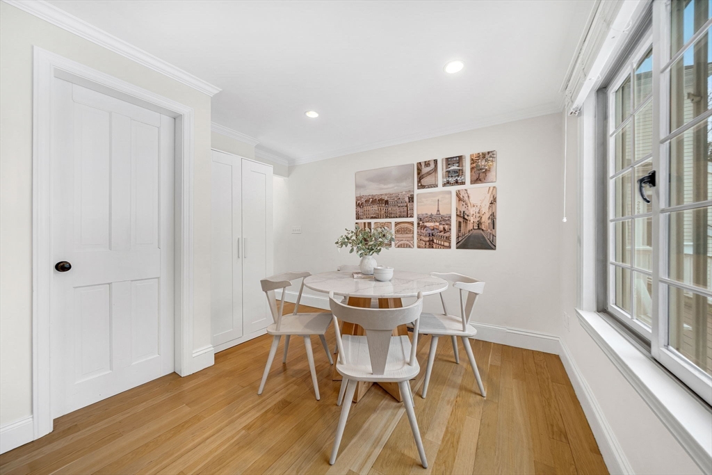 266 Langley Road, Unit 1 Newton, MA 02459 - Photo 18 of 40