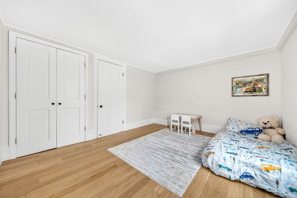 266 Langley Road, Unit 1 Newton, MA 02459 - Photo 28 of 40