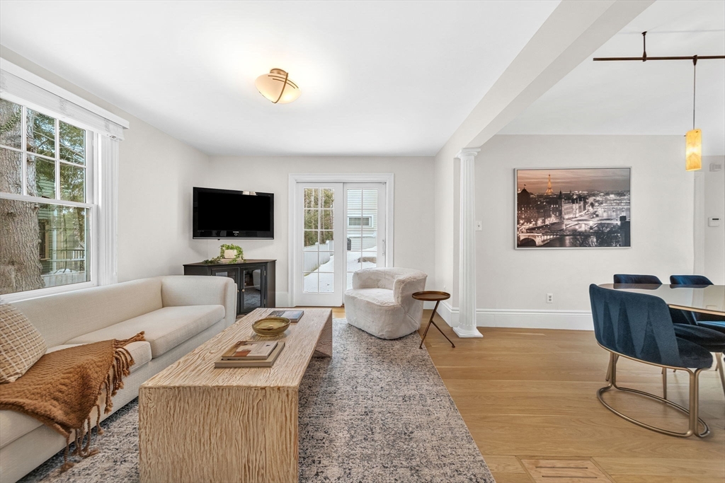 266 Langley Road, Unit 1 Newton, MA 02459 - Photo 6 of 40