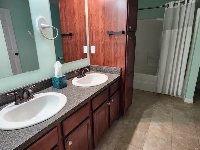 $359,900 | 15430 Shakespeare Drive, Evansville, IN 47725