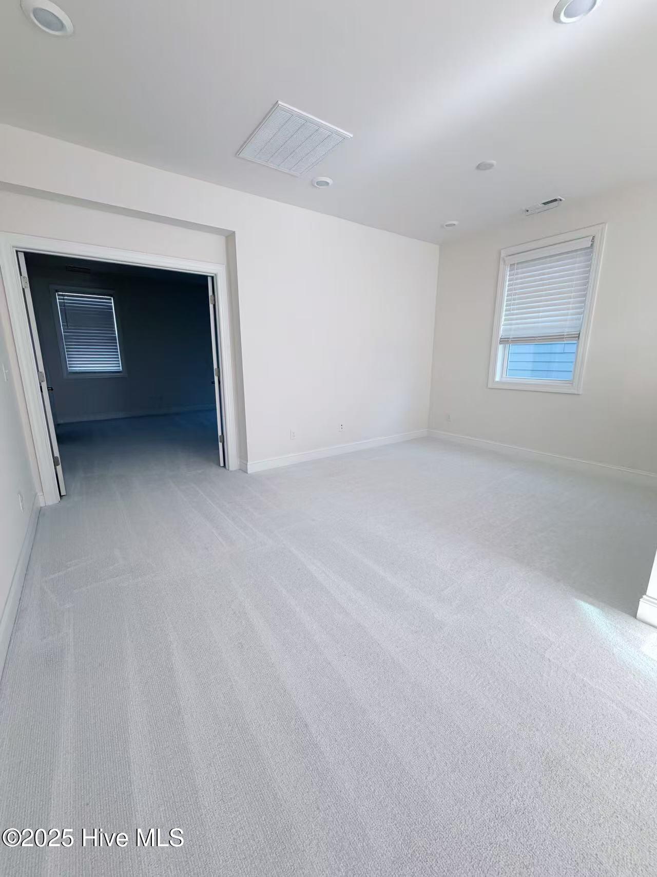 333 Putney Drive Cary, NC 27518 - Photo 7 of 17 d227a1ea8f852268a15e1d3372ecb0ff