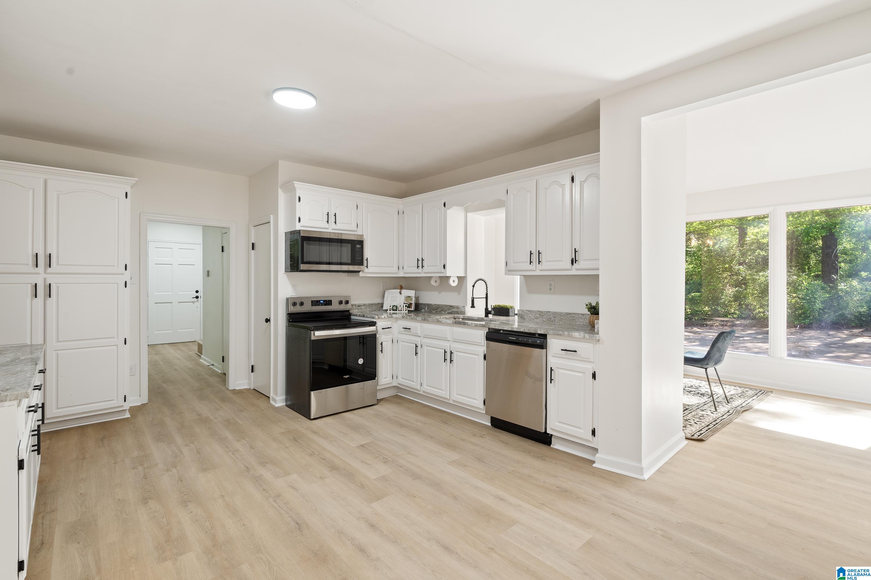 408 Valley Road Birmingham, AL 35206 - Photo 7 of 54 Gallery Image 7